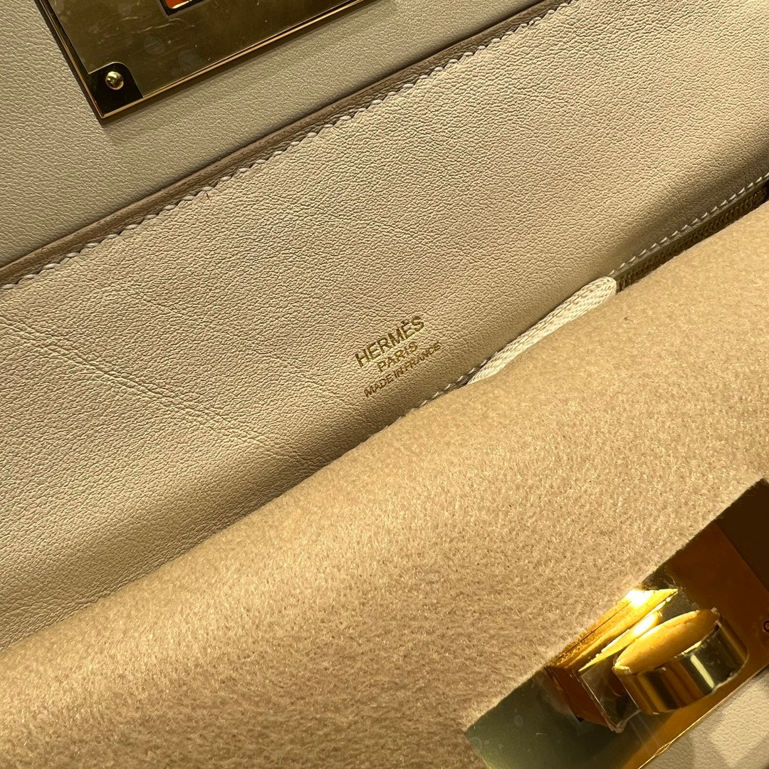 HM 24/24 Bag Milkshake White Leather Gold Hardware
