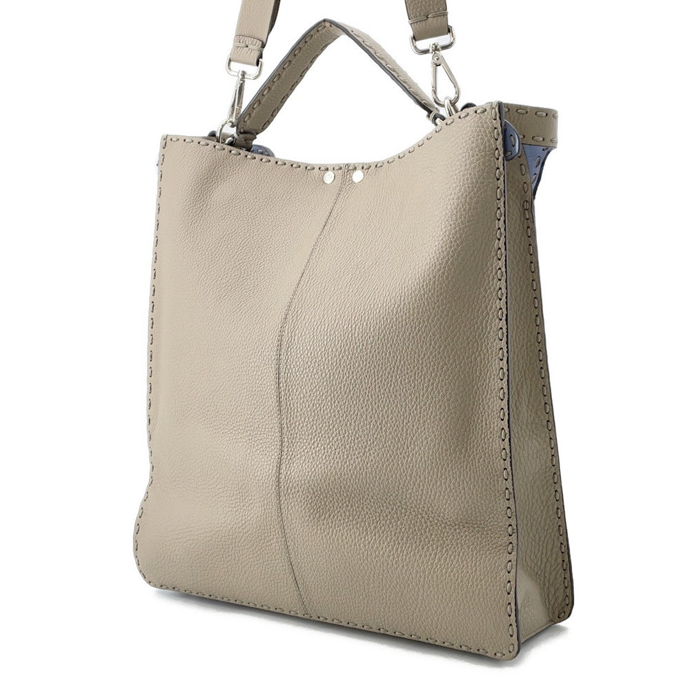 Fendi Peekaboo beige bag – front view