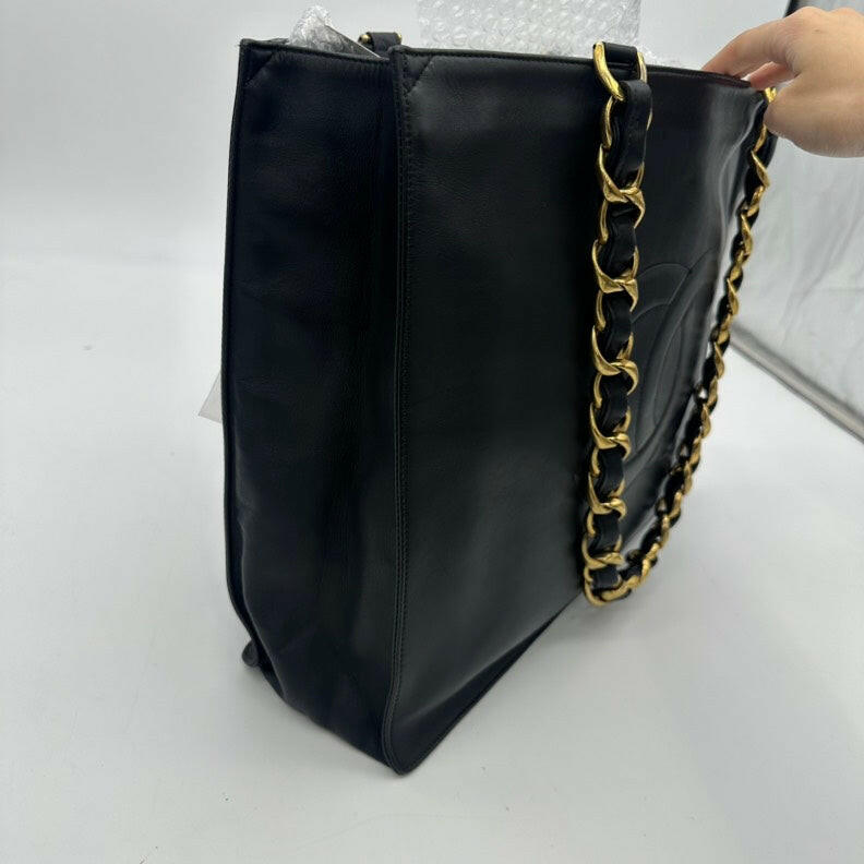 Chanel Black Lambskin Chain Tote Bag – Medium Size